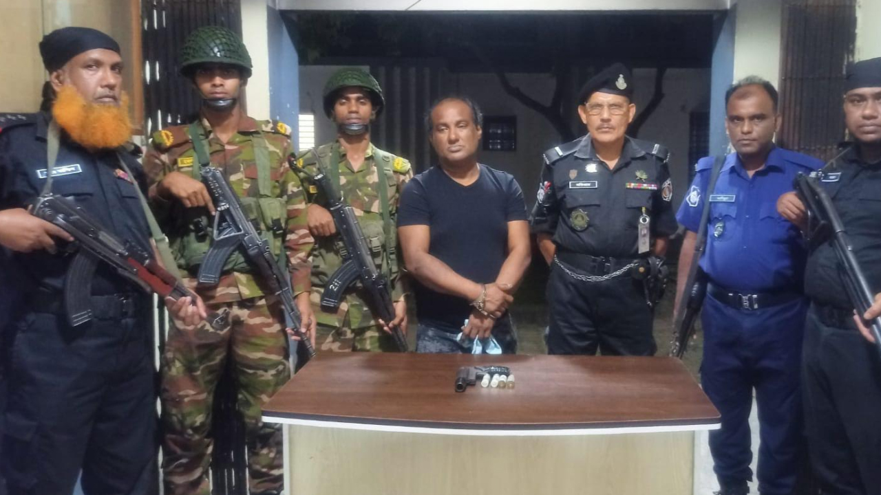 ব্রাহ্মণবাড়িয়ায় অস্ত্রসহ যুবলীগ নেতা গ্রেপ্তার